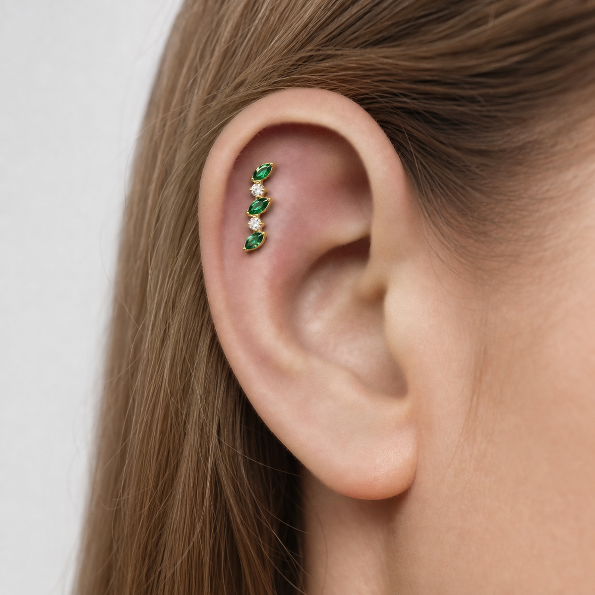 [TOPOSH-LEGACY-LAYOUT-REPAIR-20260717-LEGACY33:TP-FB-IN-GD-16G8-T4-EMD-014:02] Triple Marquise Emerald CZ Titanium Flat Back – Gold | 02_model_white