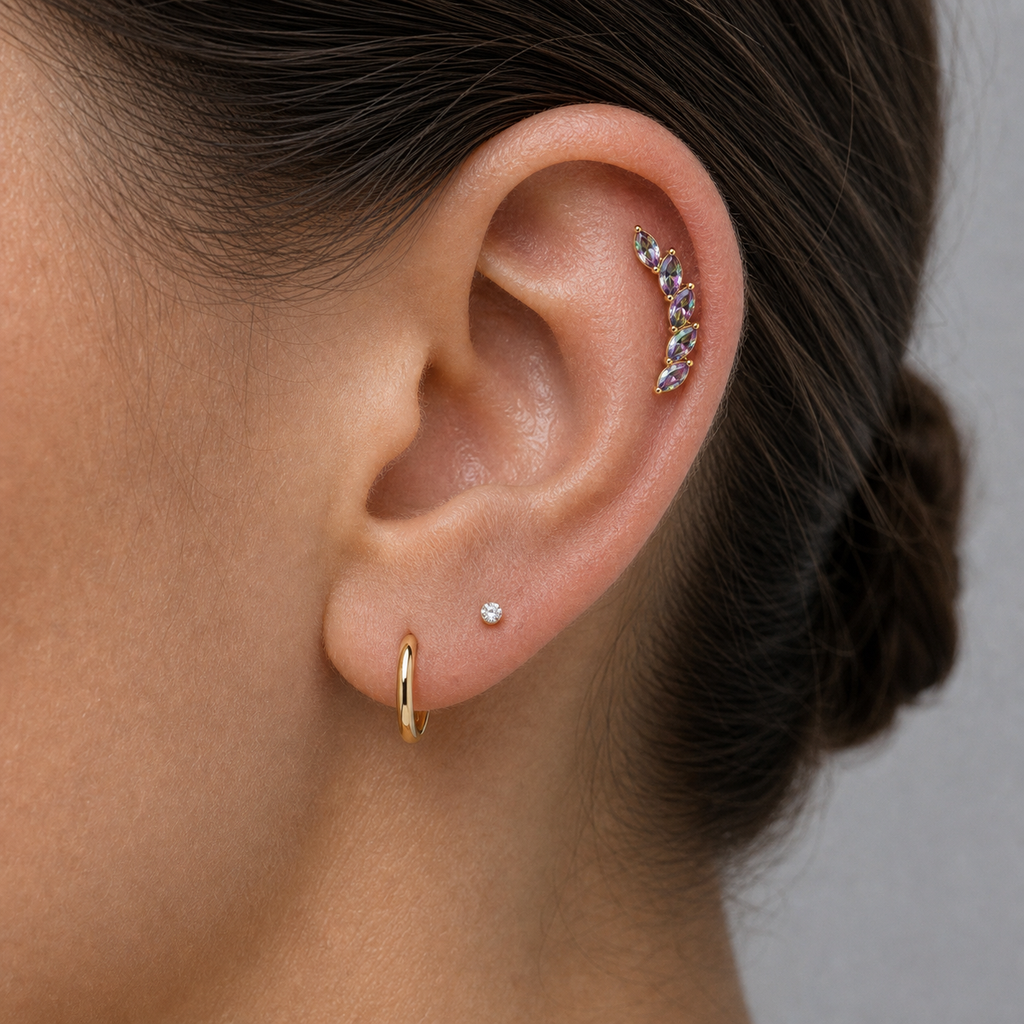 [TOPOSH-LEGACY-LAYOUT-REPAIR-20260717-LEGACY02:TP-CAR-EX-GD-16G6-T4-RBCZ-043:02] Rainbow CZ Titanium Cartilage Barbell – Gold | 02_model_white