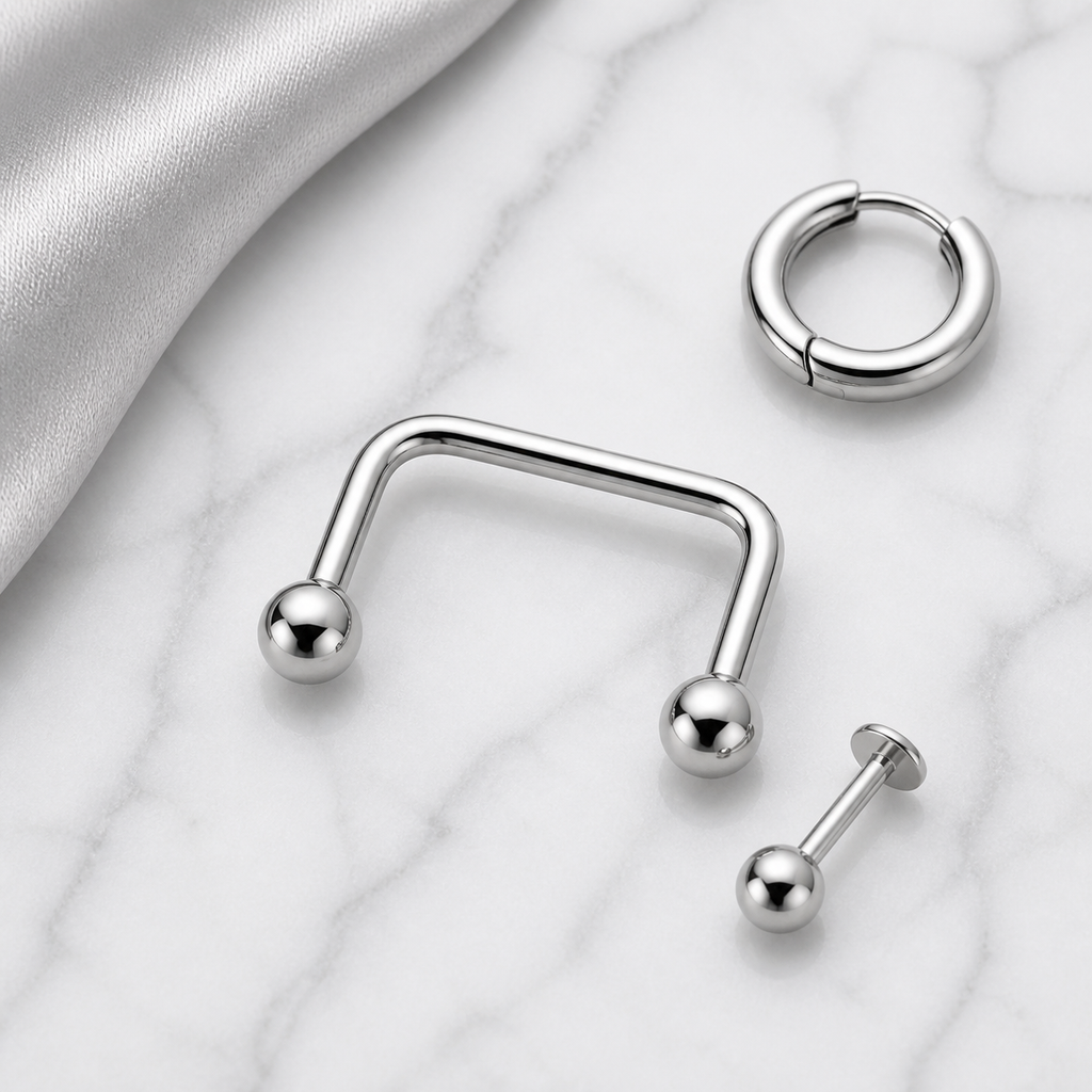 [TOPOSH-LEGACY-LAYOUT-REPAIR-20260717-LEGACY04:TP-CAR-SIL-14G16-PLN-013:06] Titanium Cartilage Barbell – Silver, 16mm | 06_accessory_flatlay