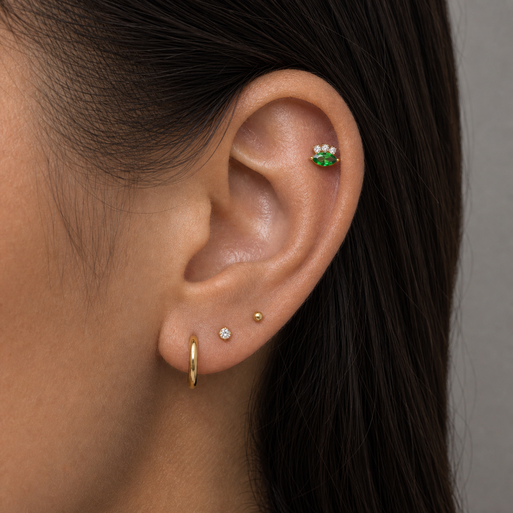 [TOPOSH-LEGACY-LAYOUT-REPAIR-20260717-LEGACY08:TP-FB-IN-GD-16G8-T4-EMD-449:04] Marquise Emerald CZ Titanium Flat Back – Gold | 04_model_asian