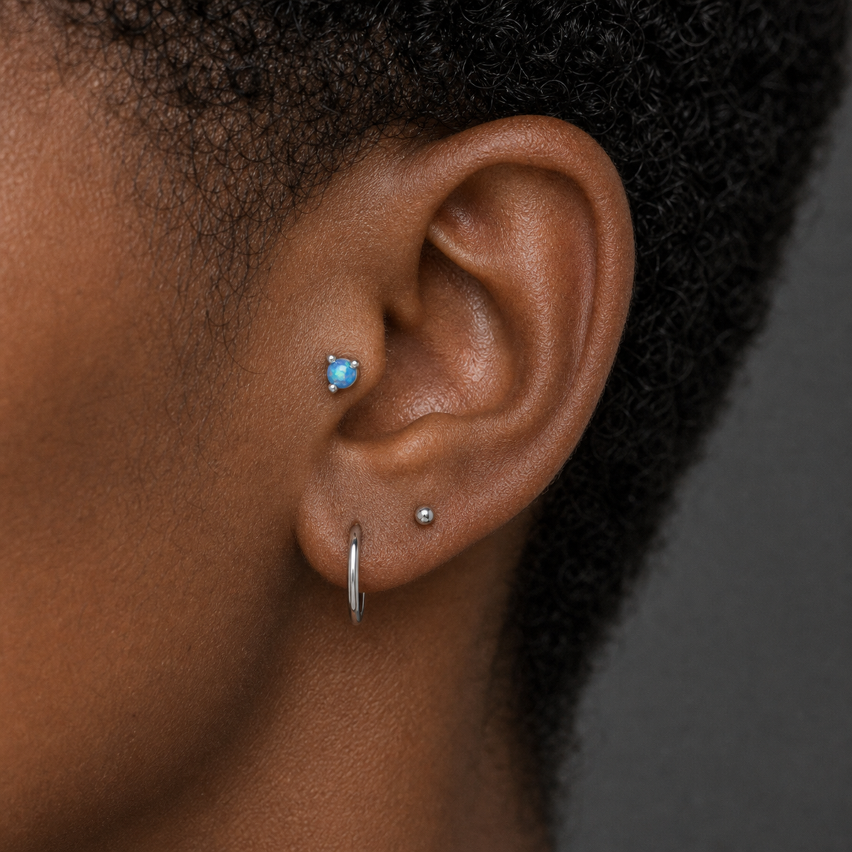 [TOPOSH-LEGACY-LAYOUT-REPAIR-20260717-LEGACY04:TP-FB-IN-SIL-16G6-T4-LBL-001:03] Light Blue Titanium Flat Back – Silver | 03_model_black