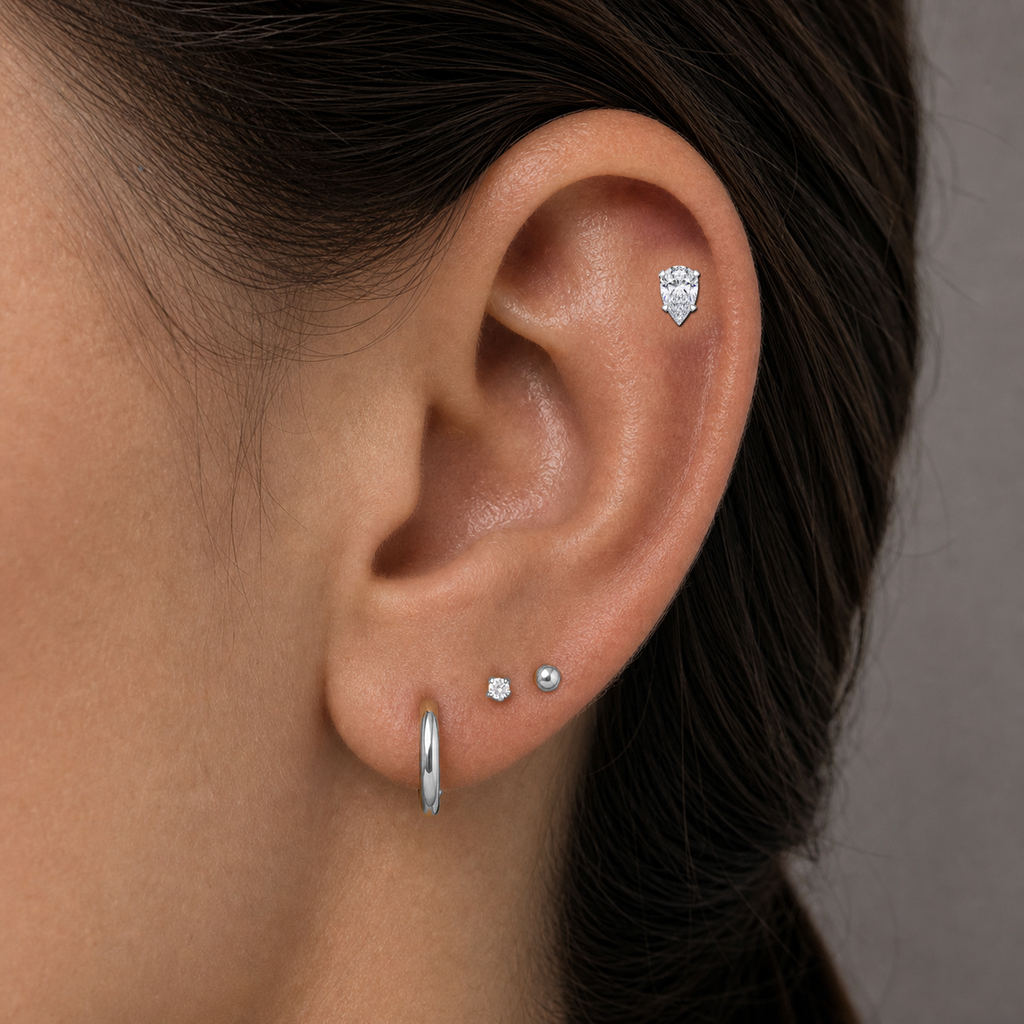 [TOPOSH-LEGACY-LAYOUT-REPAIR-20260717-LEGACY09:TP-FB-IN-SIL-16G8-T4-CLCZ-1480:04] Pear Clear CZ Titanium Flat Back – Silver | 04_model_asian