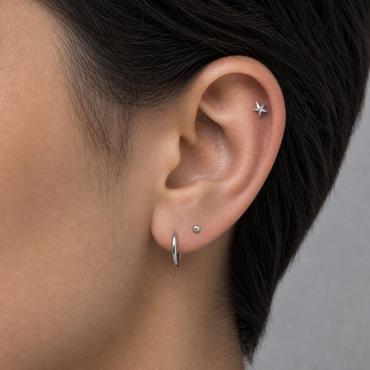 [TOPOSH-LEGACY-LAYOUT-REPAIR-20260717-LEGACY09:TP-FB-TH-SIL-16G6-T4-PLN-316:04] Star Titanium Flat Back – Silver | 04_model_asian