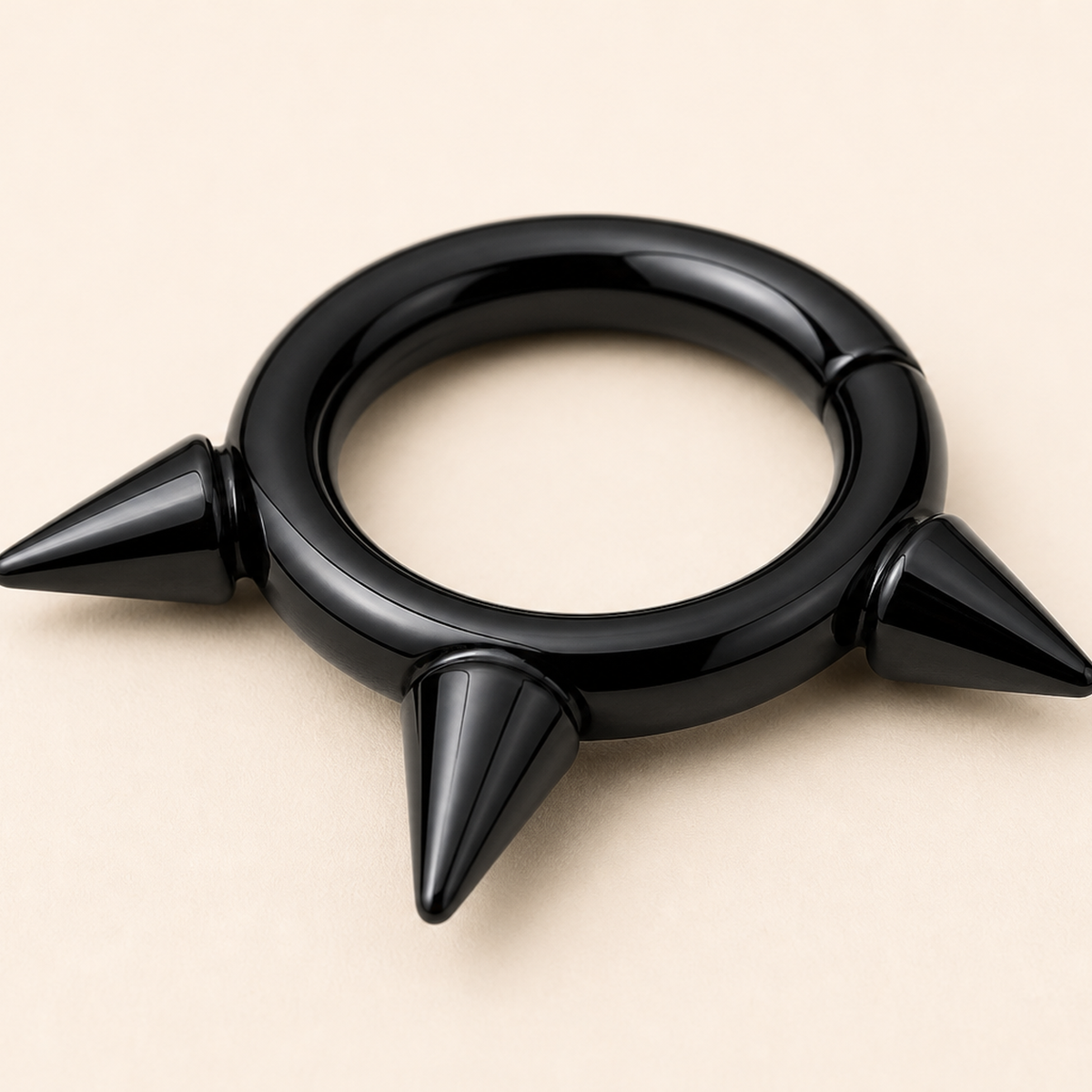 [TOPOSH-ROLE-ORDER-CLEANUP-20260717-BATCH24:TP-SR-BK-16G8-PLN-032:05] Triple Spike Titanium Segment Ring – Black | 05_product_angles