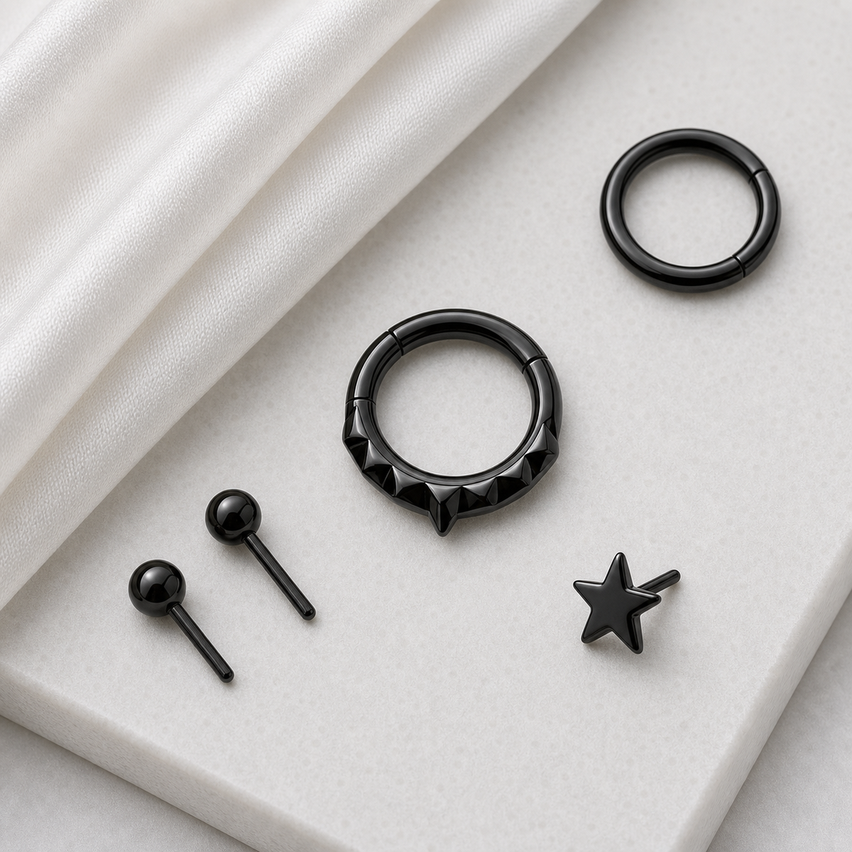 [TOPOSH-ROLE-ORDER-CLEANUP-20260717-BATCH22:TP-SR-BK-16G8-PLN-908:06] Faceted Titanium Segment Ring – Black | 06_accessory_flatlay
