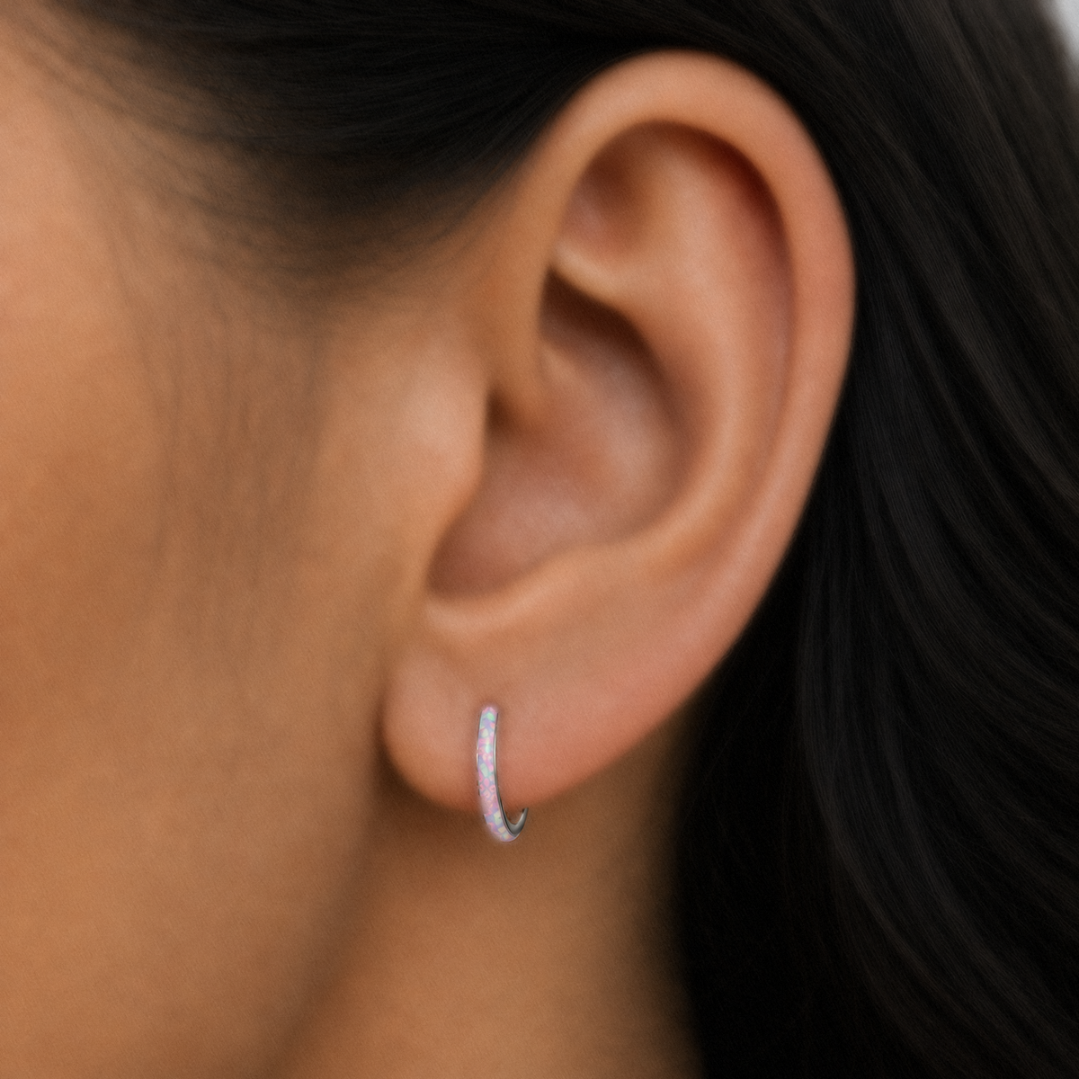[TOPOSH-ROLE-ORDER-CLEANUP-20260717-BATCH21:TP-SR-CB-SIL-16G8-OP10-012:04] Pink Opal Titanium Segment Ring – Silver | 04_model_asian