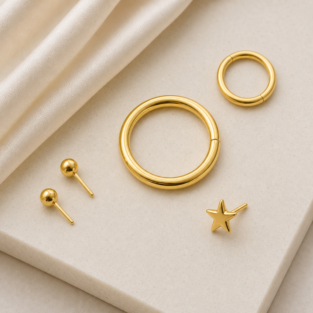 [TOPOSH-ROLE-ORDER-CLEANUP-20260717-BATCH19:TP-SR-GD-16G12-PLN-1260:06] Titanium Segment Ring – Gold, 12mm | 06_accessory_flatlay