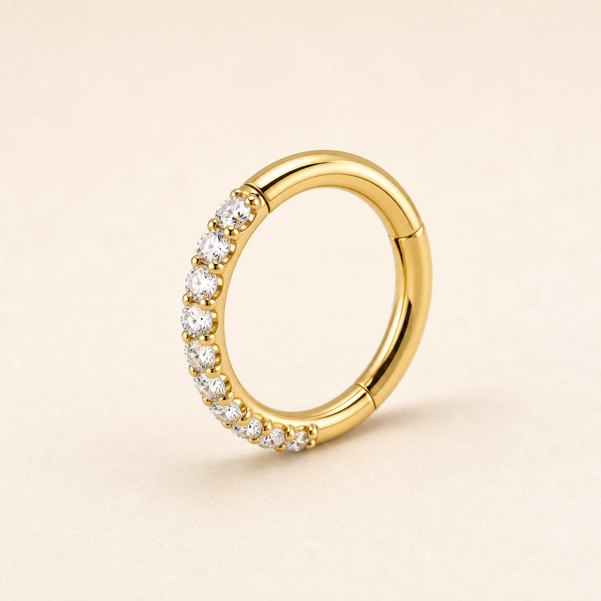 [TOPOSH-ROLE-ORDER-CLEANUP-20260717-BATCH23:TP-SR-GD-16G6-CLCZ-976:01] Pavé Clear CZ Titanium Segment Ring – Gold, 6mm | 01_primary_product_bg