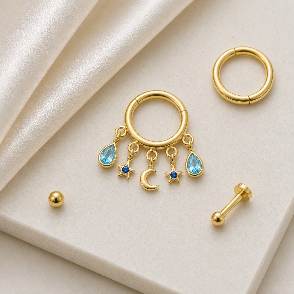 [TOPOSH-ROLE-ORDER-CLEANUP-20260717-BATCH19:TP-SR-GD-16G8-NBL-012:06] Navy Blue Titanium Segment Ring – Gold | 06_accessory_flatlay