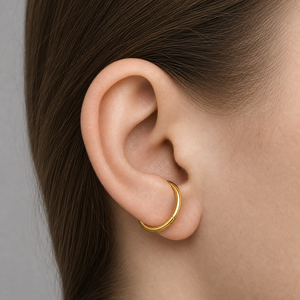 [TOPOSH-ROLE-ORDER-CLEANUP-20260717-BATCH19:TP-SR-GD-16G8-PLN-1279:02] Titanium Segment Ring – Gold, 8mm | 02_model_white
