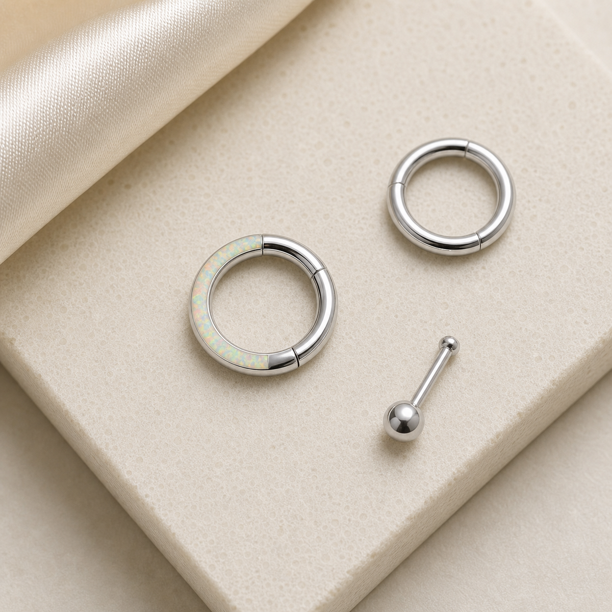 [TOPOSH-ROLE-ORDER-CLEANUP-20260717-BATCH23:TP-SR-SIL-16G6-OP17-107:06] White Opal Inlay Titanium Segment Ring – Silver | 06_accessory_flatlay