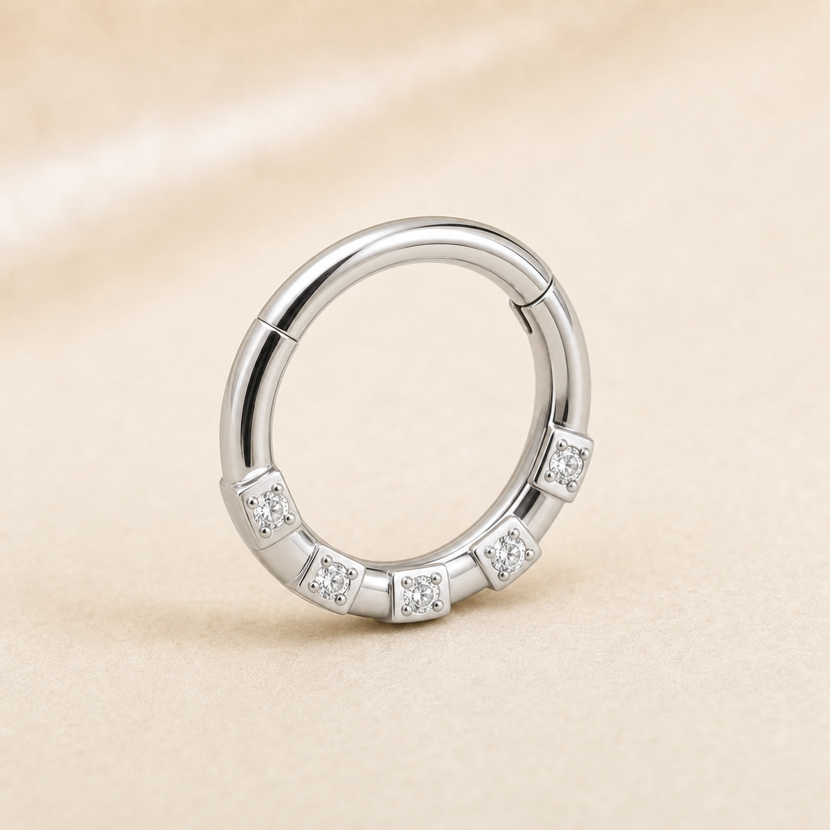 [TOPOSH-ROLE-ORDER-CLEANUP-20260717-BATCH20:TP-SR-WG-16G8-CLCZ-1121:05] Clear CZ Titanium Segment Ring – White Gold | 05_product_angles