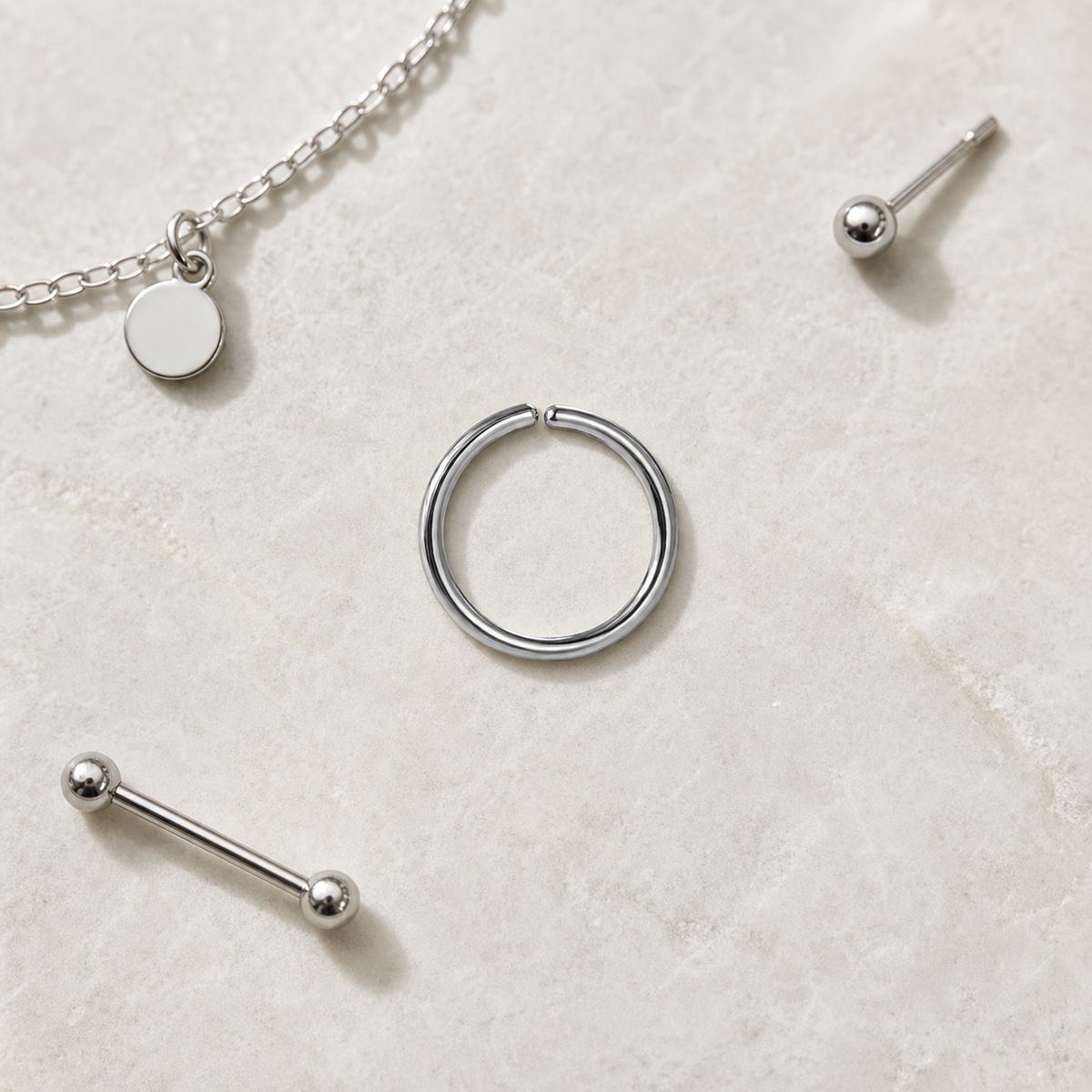 [TOPOSH-RECENT-REPAIR-20260715:TP-HOP-SIL-20G7-PLN-087:06] TP-HOP-SIL-20G7-PLN-087 | 06_accessory_flatlay